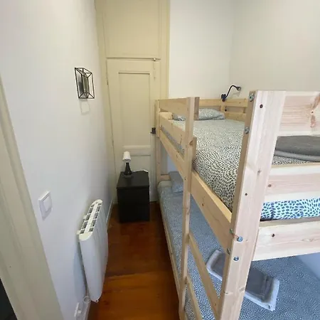 Pedro Surf Shelter Лісабон