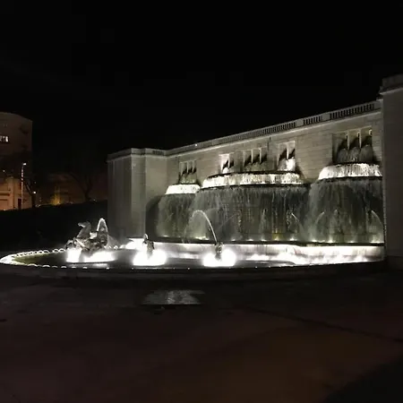 Pedro Surf Shelter * ליסבון