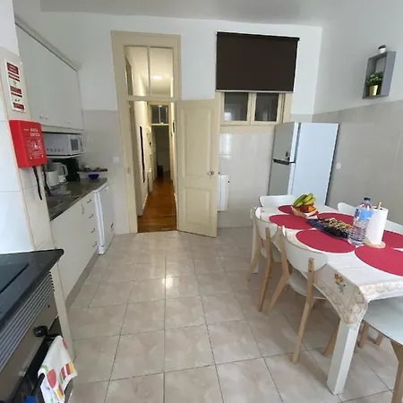 דירה Pedro Surf Shelter *